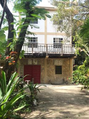 Alta Vista Vacation Home - Housity