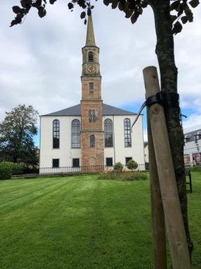 East Church House, Unique 9 bedroom Church, Historic Market Town. - Housity