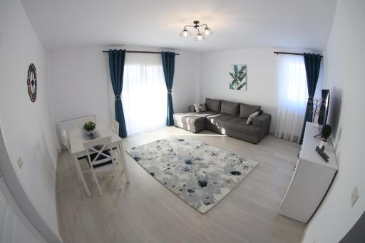 White Apartment Gura Humorului, Bucovina, Voronet - Housity