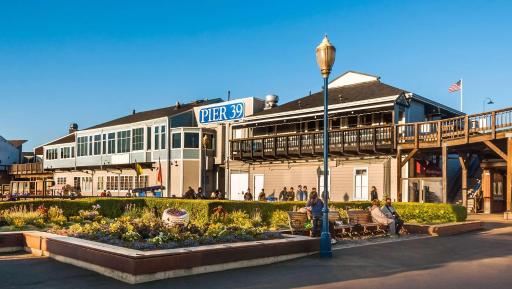 Pacific Heights Inn - Housity