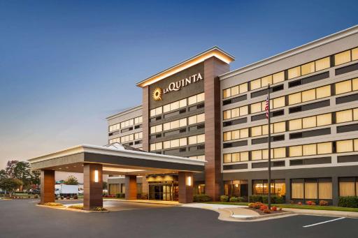 La Quinta Inn & Suites by Wyndham Richmond-Midlothian - Housity