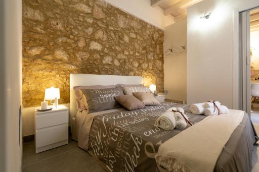 Ma-Ri House - Housity