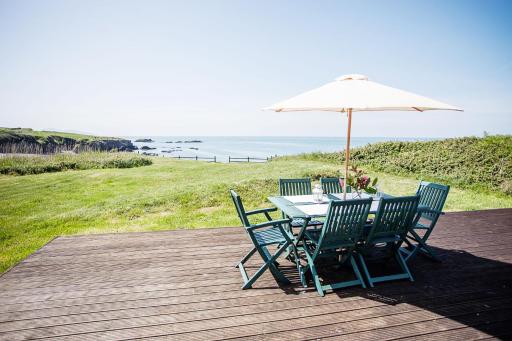 Beachcombers - Housity