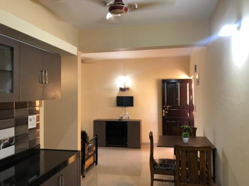 Field stone Apartment - Housity