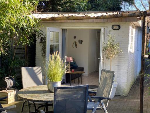 Studio Lief Bergen binnen, bij bos duin en dorp - Housity