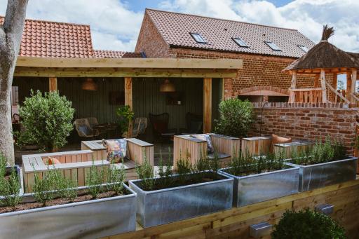 The Gin Trap Inn - Housity