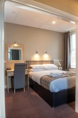 Osborne Hotel - Housity