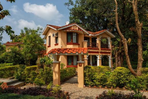 The Riverview Retreat Corbett by Leisure Hotels - Housity