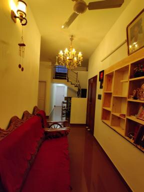 Calvin's Inn - Housity