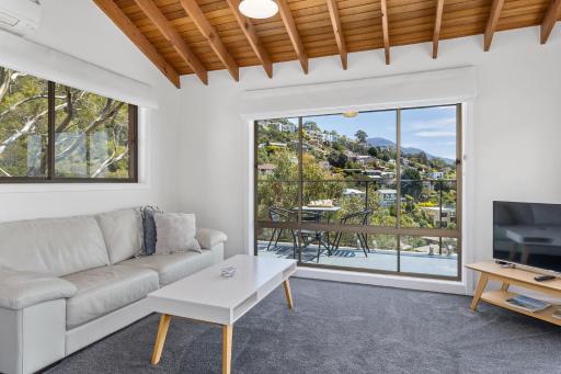 The Lookout - Housity