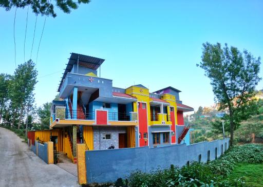 Rainbow palace - Housity