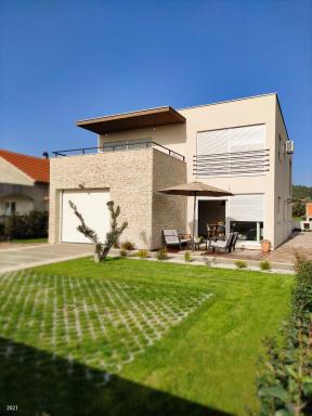 Apartments Šime - Housity