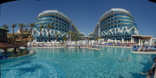 Vikingen Infinity Resort & Spa - Housity