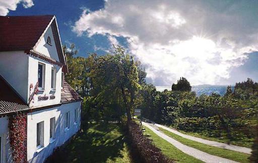 Herrenhaus Nobbin - Housity