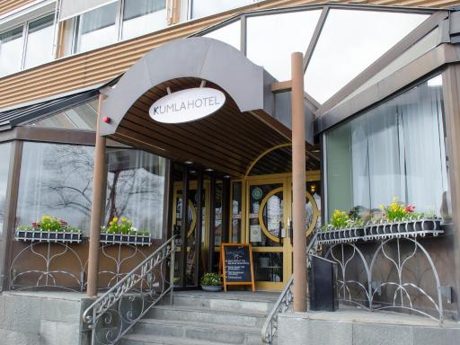 Kumla Hotel - Housity
