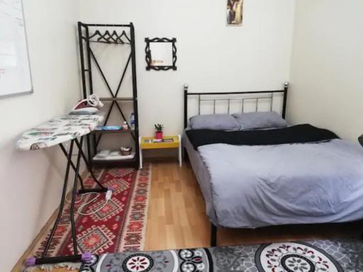 Room for Travellers - Housity