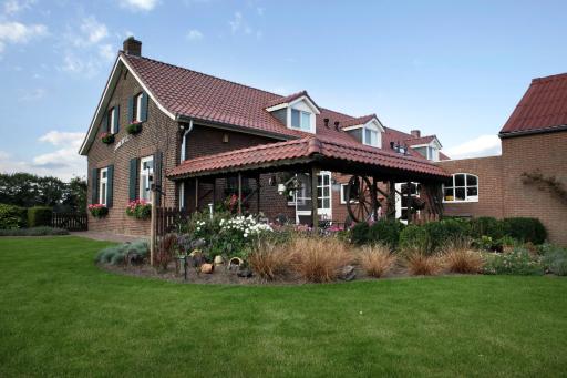Bed & Breakfast 'Het Oude Nest' - Housity