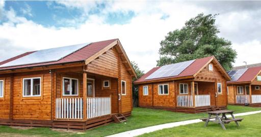 Bacchus Hotel Log Cabins - Housity