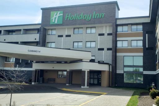 Holiday Inn Indianapolis - Airport Area N, an IHG - Housity