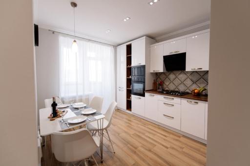 Комфортна та тиха квартира у Центрі міста - Housity