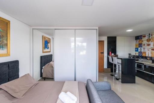 Flat estiloso com vista para piscina do The Expression - Setor Bueno - TH606 - Housity