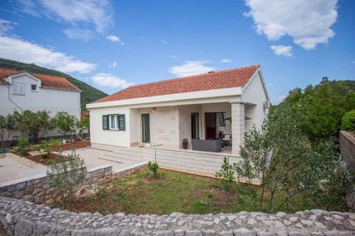 Holiday home near Walls of Ston in Mali Ston - Housity