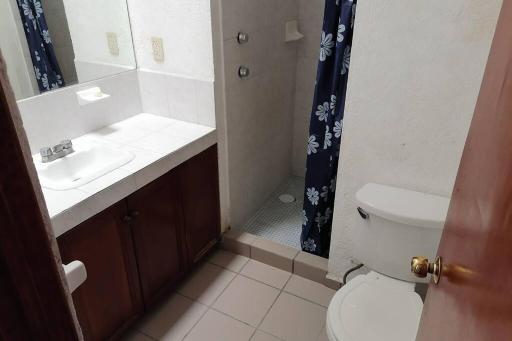 Bonita casa amueblada para 12 personas a 3 Kms del centro Cuernavaca - Housity