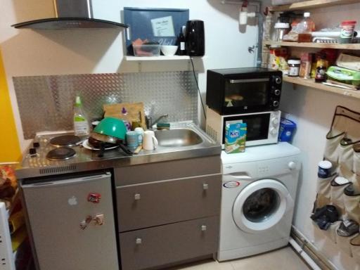 Studio charmant tout équipé - Housity