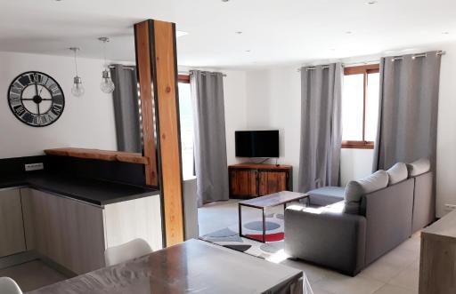 Auron - 2 à 4 personnes - grand appartement - 1 chambre - calme et vue sur les pistes - Housity