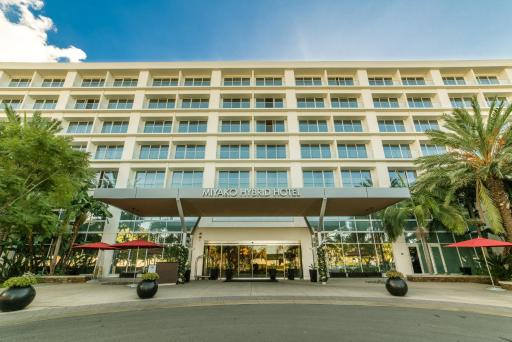 Miyako Hybrid Hotel Torrance - Housity