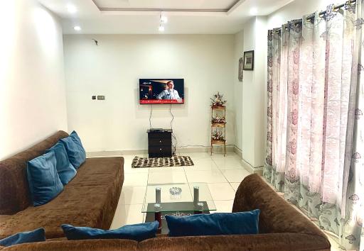 Dha hotel apartments families only - Housity