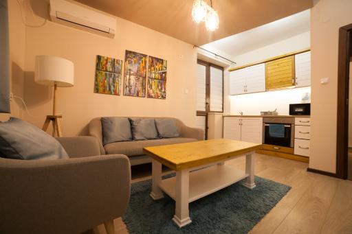 Апартамент РАЙНОВИ - Housity