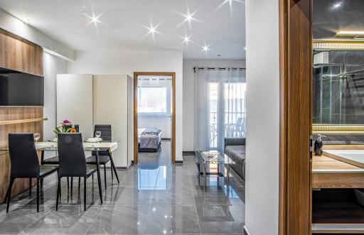 MyFlat SilverLake Wellness Apartment - Housity