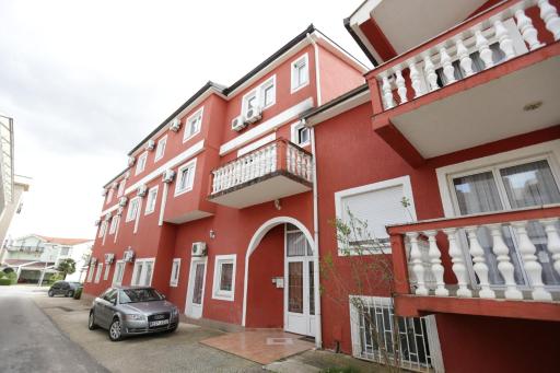 Hotel Matal - Housity