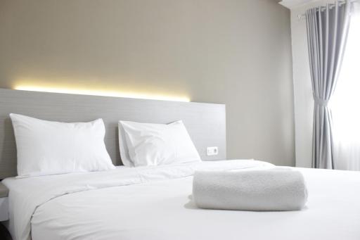 Comfy Studio Apartment at Harvard Jatinangor near UNPAD By Travelio - Housity