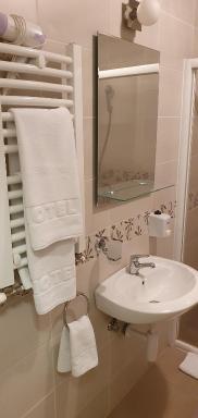 Sladjawing1 - Housity