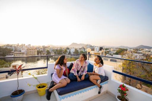 Shalom Backpackers Udaipur - Housity