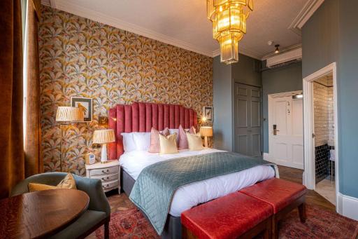 The Park Hotel - Housity