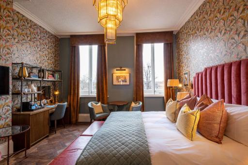 The Park Hotel - Housity