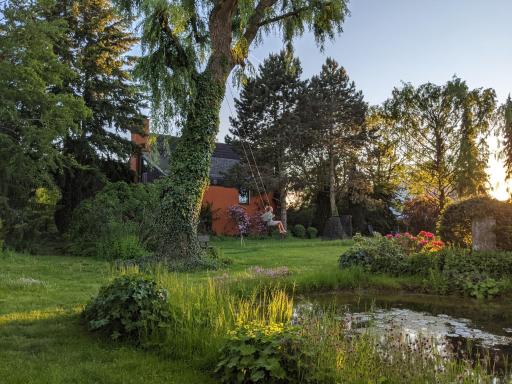 Auszeitoase Freystadt - Park, Billard, Sauna - ideal für Familientreffen und Messe Nürnberg - Housity