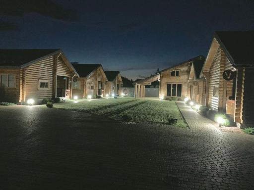 Family Wood - Housity