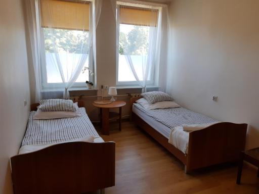 Us?ugi Hotelarskie Kutno - Housity