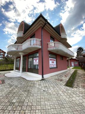 Aleks Sobe - Housity