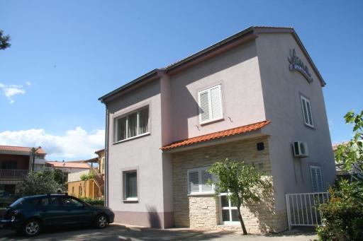 Apartments Irena Krk - Housity