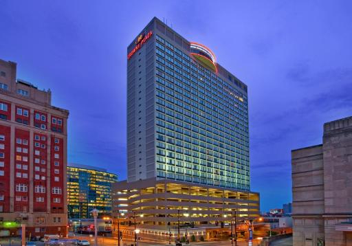 Crowne Plaza Kansas City Downtown by IHG - Housity