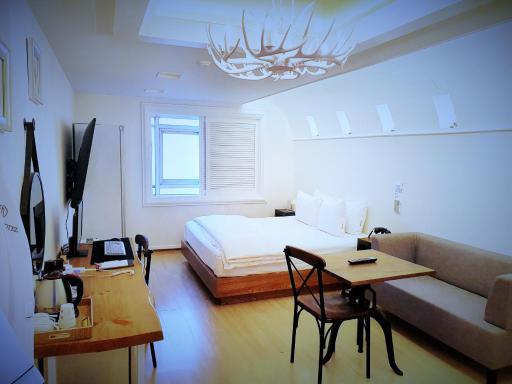 Uneed Hotel - Housity