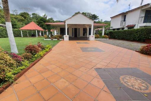 Casa quinta Las Palmas - Housity