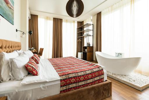Hotel Flower - Housity