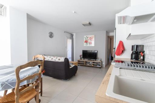 L'écureuil dans La vieille maison centre ville d'Embrun - Housity