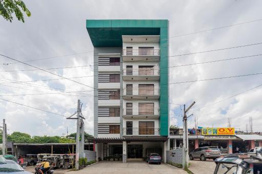 Yellowbell Hotel - Housity